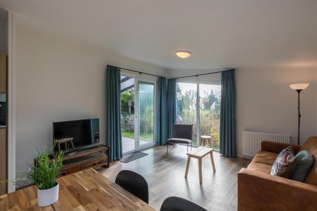 Welcome In - Chalet Vakantiepark Fort Den Haak - Huisdier Toegestaan Vrouwenpolder Exterior photo