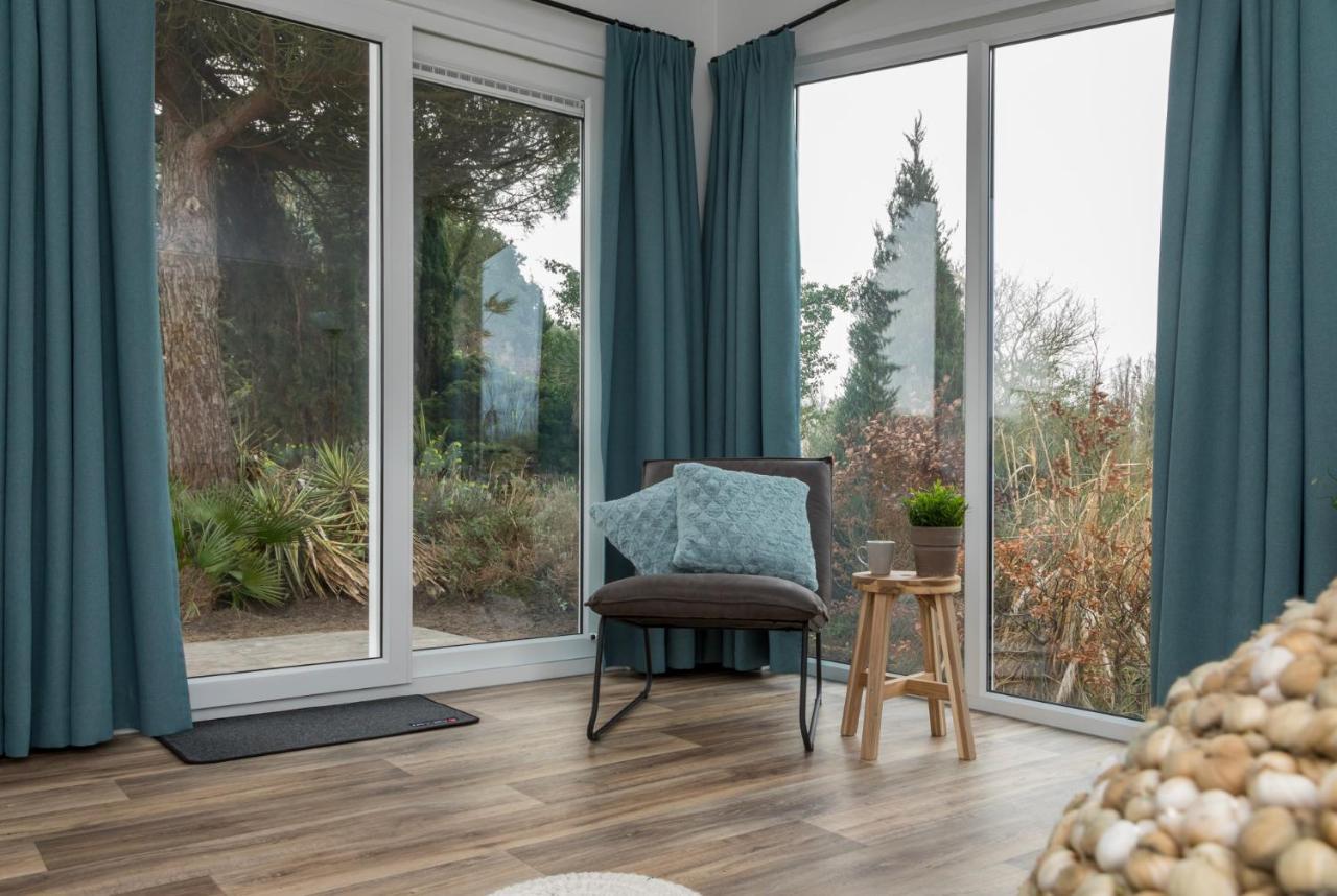 Welcome In - Chalet Vakantiepark Fort Den Haak - Huisdier Toegestaan Vrouwenpolder Exterior photo